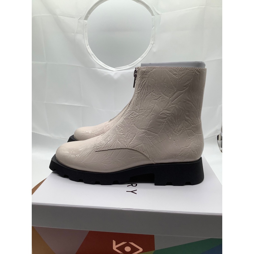 Katy Perry The Daarling Combat Boot Chalk Off White Front Zip Lug Sole KP319 6.5